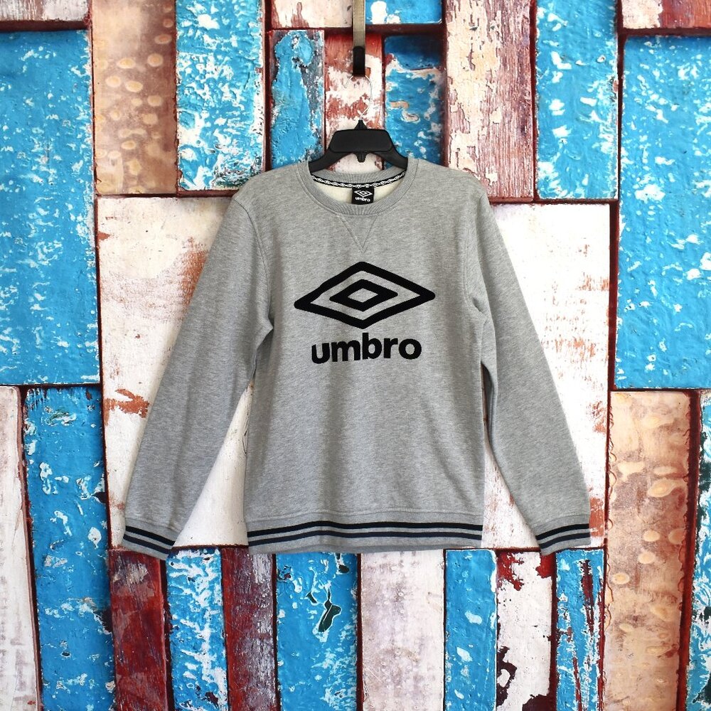 Men's Umbro Pullover Sweatshirt Sports Wear Soccer Logo Fleece SMALL Gray